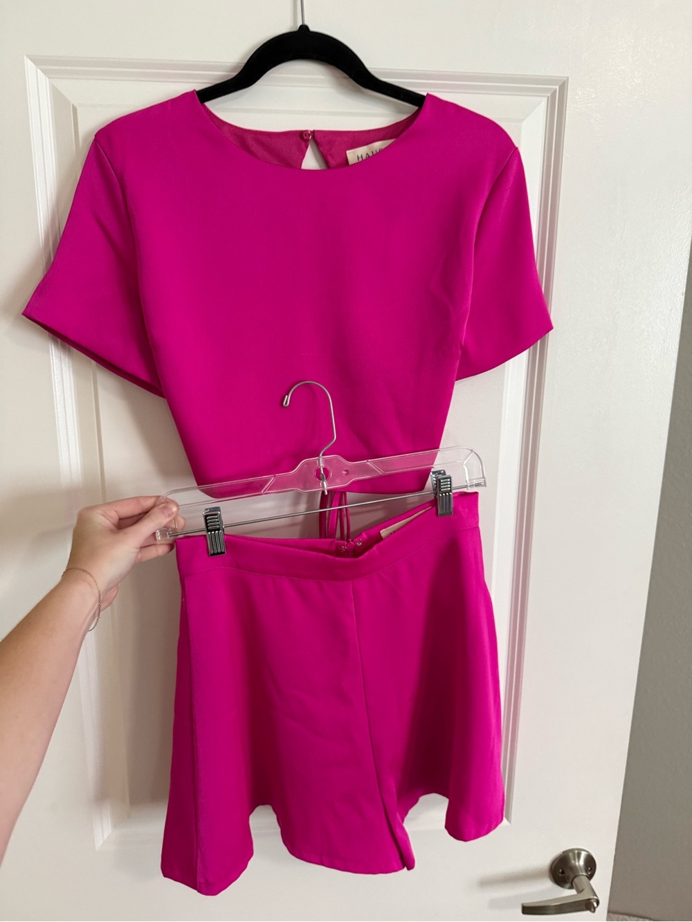 Hausen Women's Hot Pink Short Sleeve Crop Top & Short Set